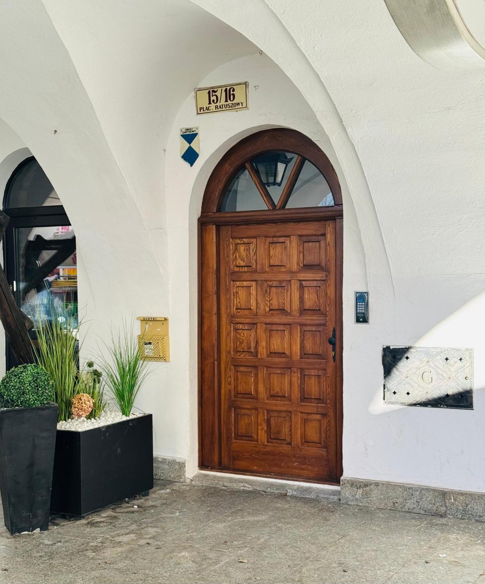 Apartement Starowka Jelenia Góra Buitenkant foto